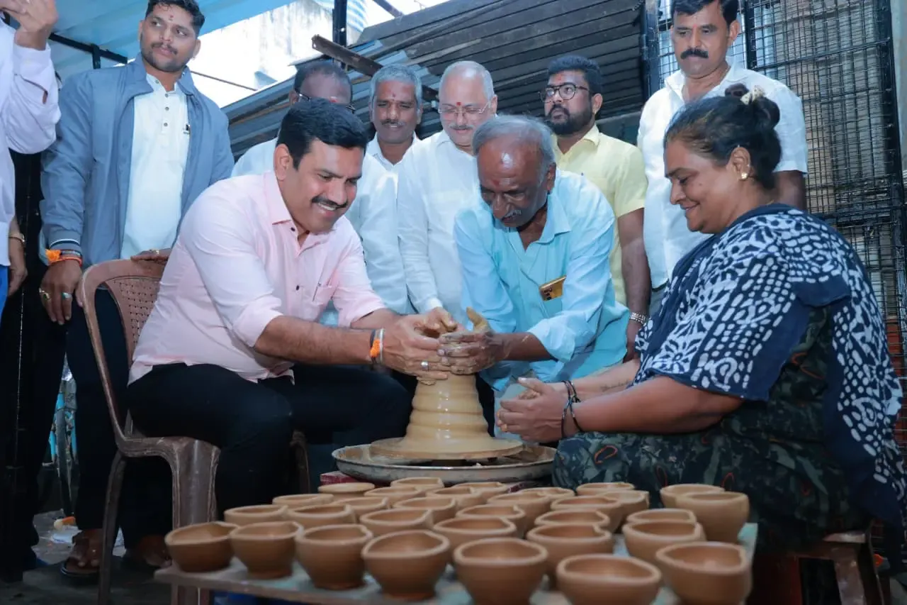 राहुल गांधी कांग्रेस को सत्ता दिलाने में नाकाम, इसलिए हताश हैं: कर्नाटक BJP अध्यक्ष विजयेंद्र