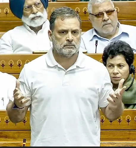 राहुल गांधी ने लोकसभा में उठाया एलपीजी संकट का मुद्दा, कहा- दर्द तो अभी शुरू हुआ है