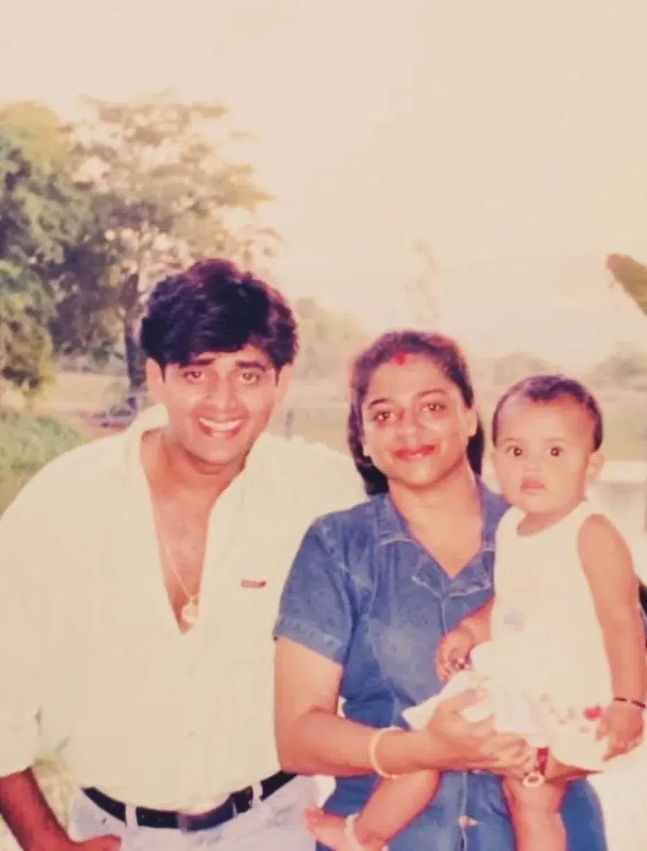 रवि किशन ने बेटी रिवा के जन्मदिन पर शेयर की दुर्लभ पारिवारिक तस्वीर, लिखा — 'मुझे तुम पर गर्व है'