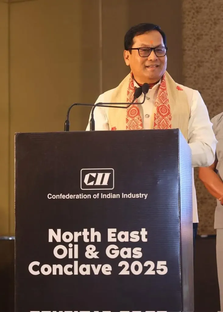 क्या अंतर्देशीय जलमार्ग क्षेत्र पूर्वोत्तर के ऊर्जा परिवहन की रीढ़ बन रहा है?