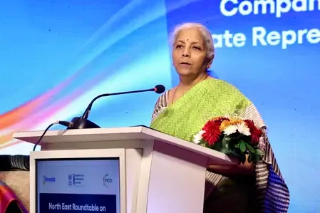 प्रबंधन और सेवा वितरण को आसान बनाने के लिए आरआरबी की संख्या 43 से घटाकर 28 की गई : वित्त मंत्री 