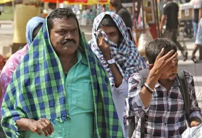 तमिलनाडु चुनाव: भीषण गर्मी ने चुनाव प्रचार का नया रूप लिया, नेता-कार्यकर्ता बरत रहे सावधानी