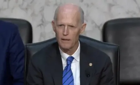 क्या अमेरिकी सीनेटरों ने चीन के बर्थ टूरिज्म से संबंधित वीजा कार्यक्रम समाप्त करने की मांग की?