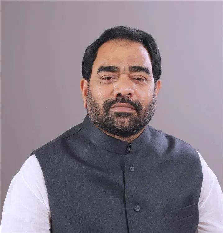 बीजद नेता बिक्रम अरुख ने BJP में जाने की अफवाहें नकारीं, बोले— 'बीजद में था, हूं और रहूंगा'