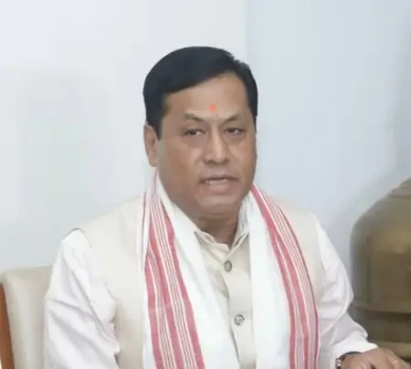 असम : केंद्रीय मंत्री सोनोवाल के काफिले में शामिल वाहन दुर्घटनाग्रस्त, छह लोग घायल