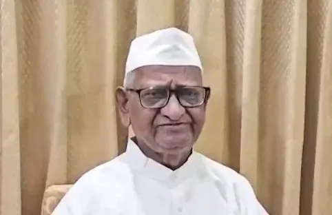 सोनम वांगचुक अस्पताल में भर्ती: अन्ना हजारे की केंद्र से अपील — 'बातचीत से सुलझाएं विवाद'