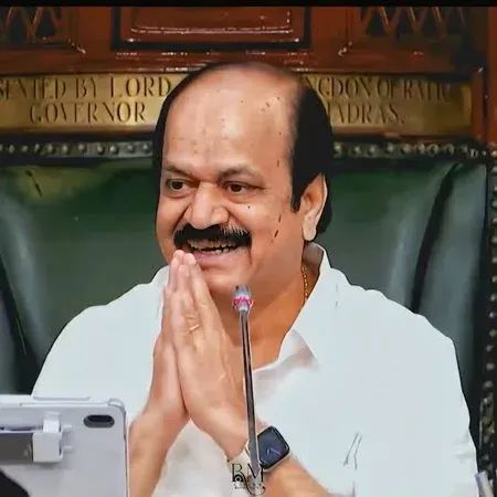 तमिलनाडु विधानसभा के स्पीकर ने दलबदल मामले में एआईएडीएमके के चार पूर्व विधायकों से स्पष्टीकरण मांगा
