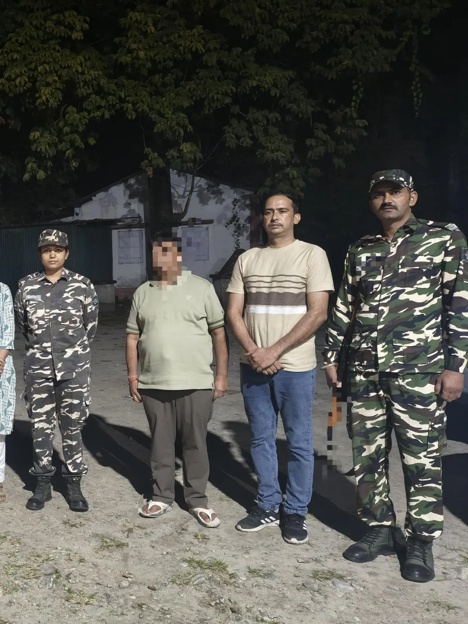 भारत-नेपाल सीमा पर एसएसबी ने मानव तस्करी नेटवर्क तोड़ा, मिजोरम की दो नाबालिग लड़कियाँ सुरक्षित