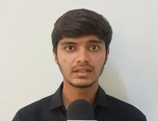 अहमदाबाद विमान हादसे को एक साल: बचे लोग आज भी उस जगह से गुजरने से कतराते हैं