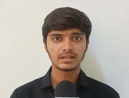 अहमदाबाद विमान हादसे को एक साल: बचे लोग आज भी उस जगह से गुजरने से कतराते हैं