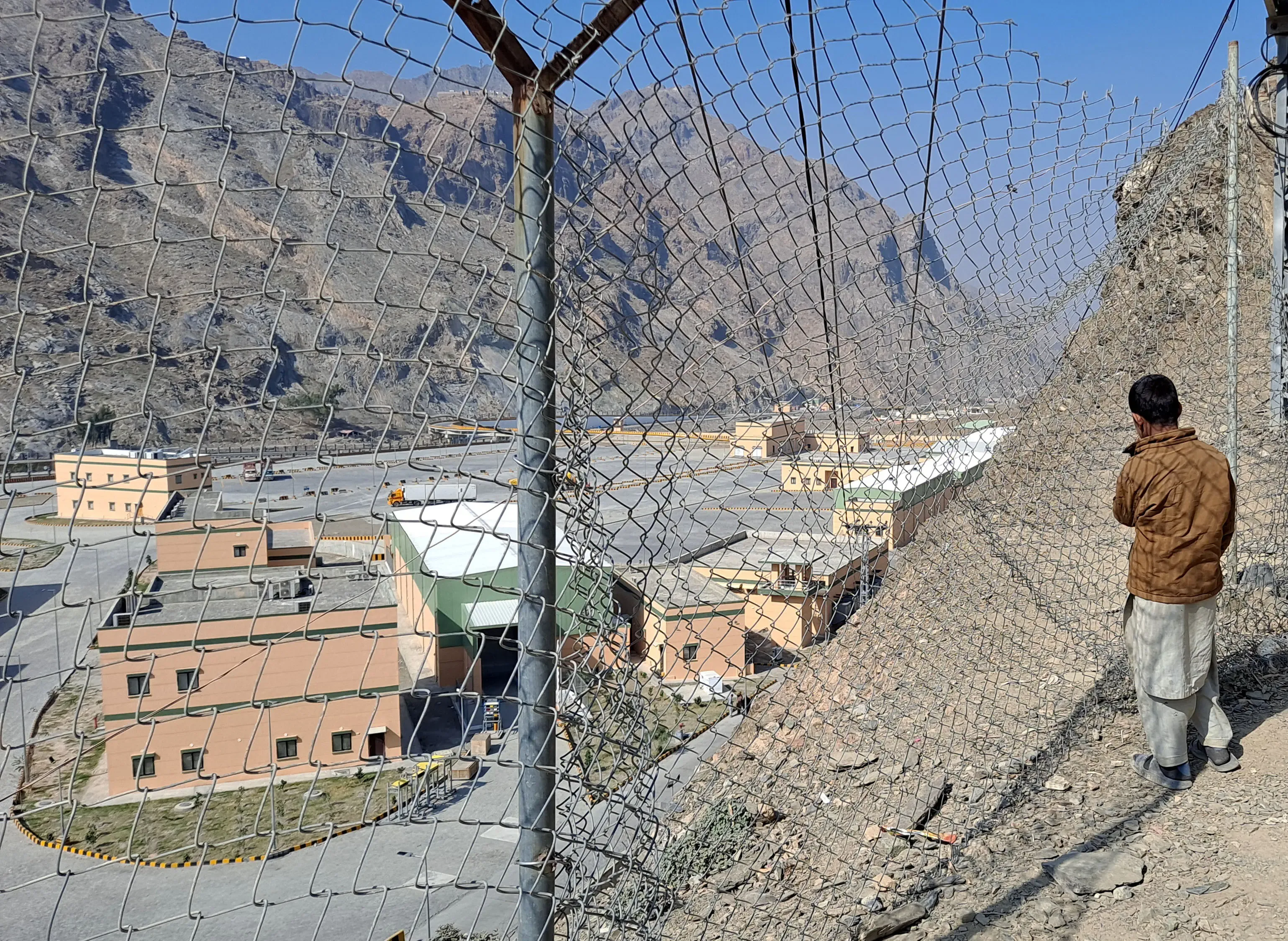 तालिबान का दावा: पूर्वी अफगानिस्तान में पाक सीमा पर कब्जा किया गया