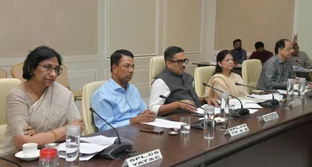 तेलंगाना के मुख्य सचिव ने गोलकोंडा किले में स्वतंत्रता दिवस समारोह की तैयारियों का जायजा लिया