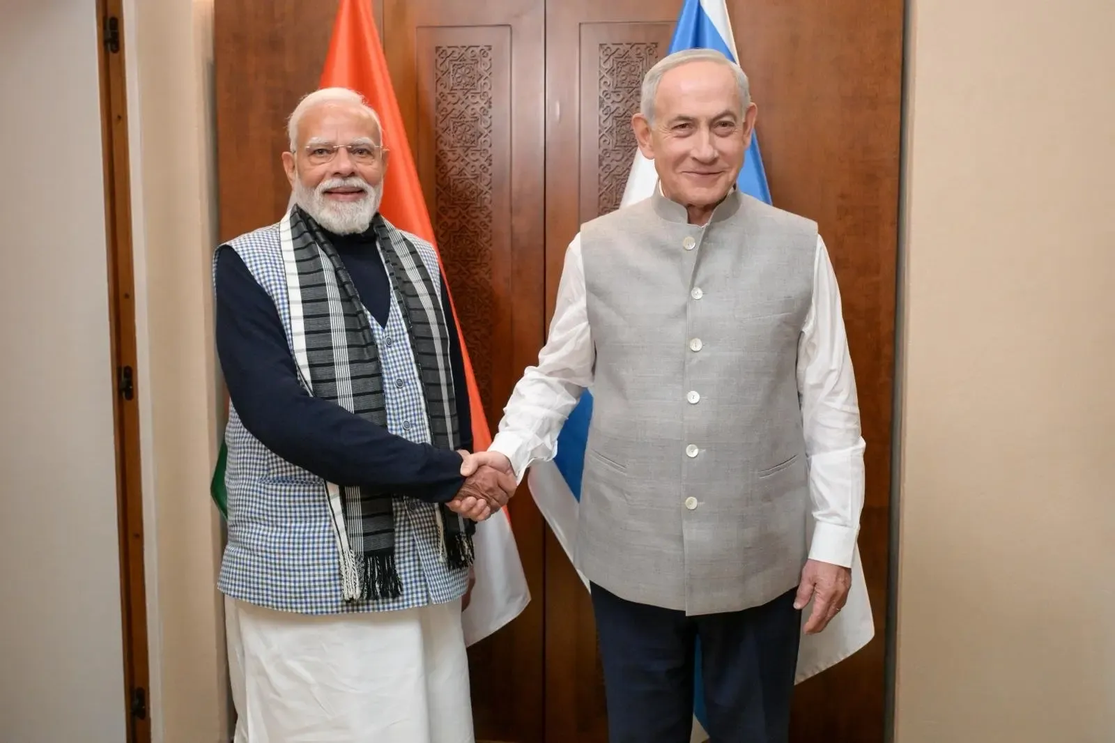 पीएम मोदी ने नेतन्याहू की भारतीय पोशाक की की सराहना, कहा- यह हमारी संस्कृति का सम्मान है