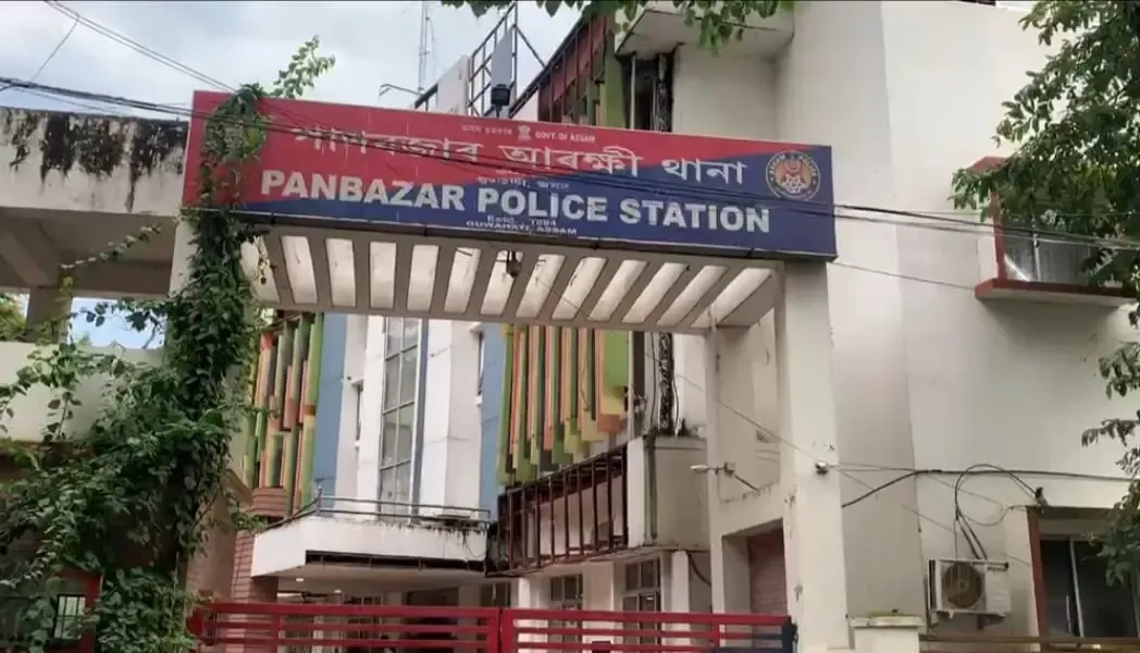 असम में सरायघाट एक्सप्रेस से दो संदिग्ध बांग्लादेशी नागरिक गिरफ्तार, नकली आधार कार्ड और बांग्लादेशी मुद्रा बरामद