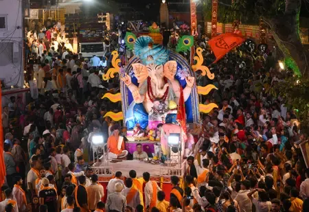 रायचूर में गणेश विसर्जन जुलूस के दौरान ट्रैक्टर दुर्घटना में दो किशोरों की मौत, एक गंभीर