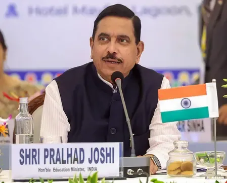 गन्ना एफआरपी पर प्रल्हाद जोशी का कर्नाटक किसानों को न्योता — दिल्ली आओ, बात करते हैं