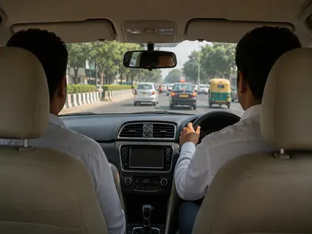 सिंधिया और राम मोहन नायडू कारपूल से पहुंचे कैबिनेट बैठक में, ईंधन बचत का दिया संदेश