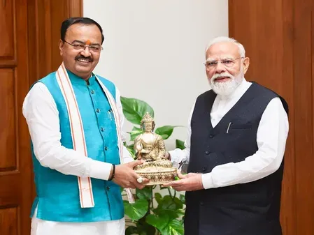 PM मोदी से मिले UP डिप्टी CM केशव प्रसाद मौर्य, बंगाल-असम चुनावी जीत पर दी बधाई