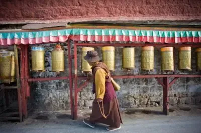 तिब्बत में चीन के कथित अत्याचारों पर अमेरिका का सख्त रुख, नया बिल पेश