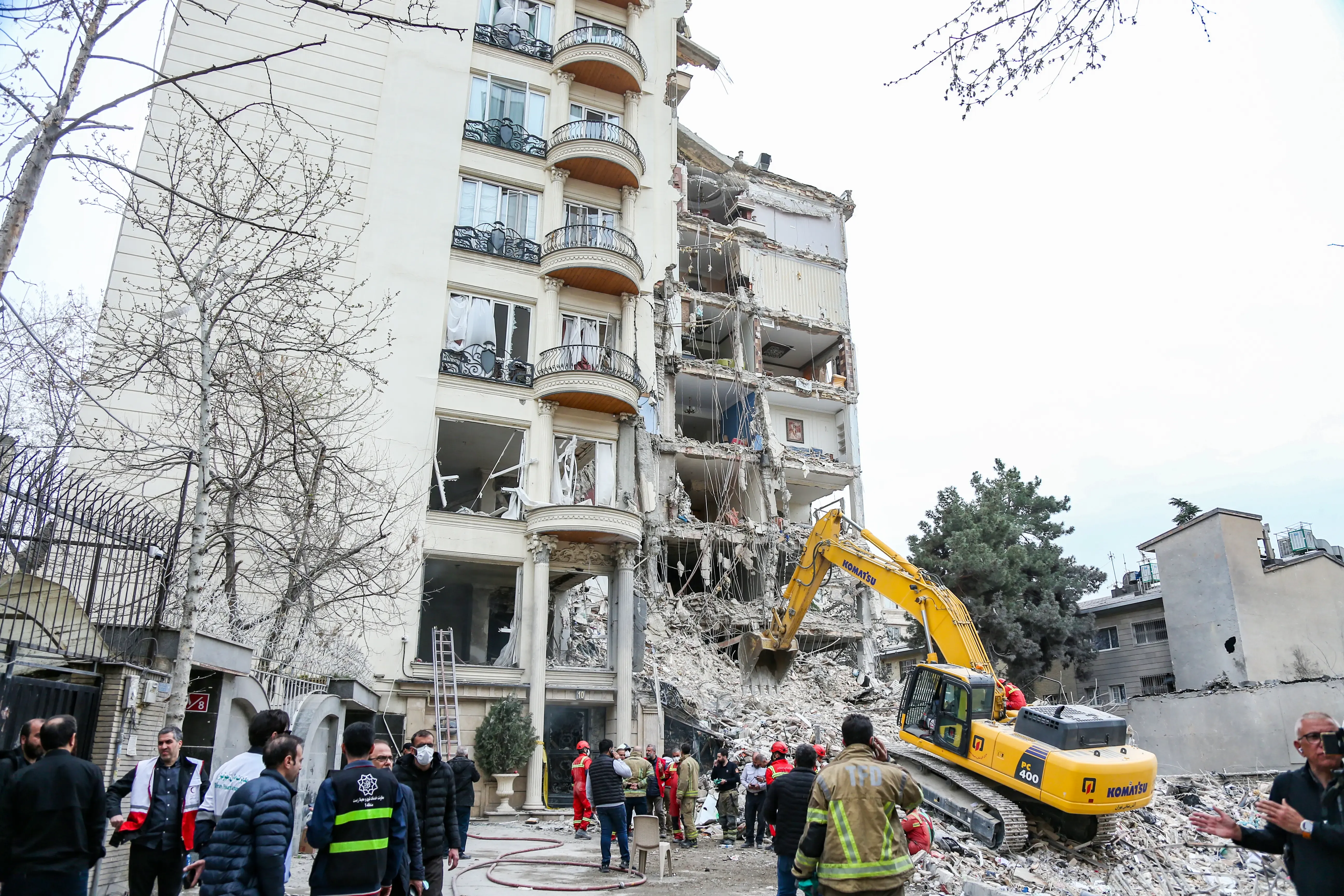 ईरान की सेना संकट में, अमेरिकी हमलों का असर: पीट हेगसेथ