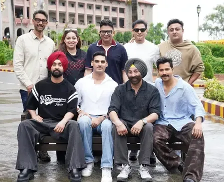 दिलजीत दोसांझ पर हटा अस्थायी बैन, तो वरुण धवन ने शेयर की 'बॉर्डर 2' सेट से तस्वीरें