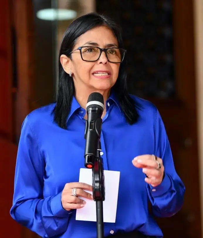 क्या वेनेजुएला की कार्यवाहक राष्ट्रपति ने अमेरिका के साथ मतभेद बातचीत से सुलझाने की बात कही?