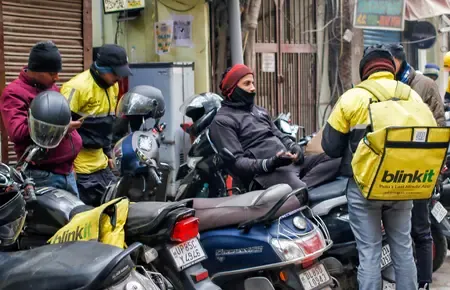 महाराष्ट्र के मंत्री ने गिग वर्कर्स की सुरक्षा के लिए आवश्यक कदम उठाने पर जोर दिया