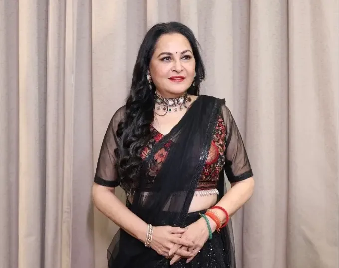 धर्मेंद्र थे सबसे बड़े फ्लर्ट, जया प्रदा ने कपिल शर्मा शो में सुनाई पुरानी यादें