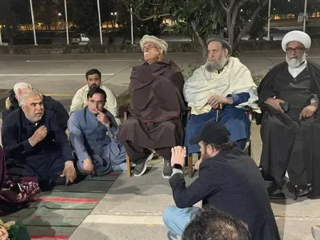 Why is the Outcry Over Imran Khan's Medical Care Intensifying?