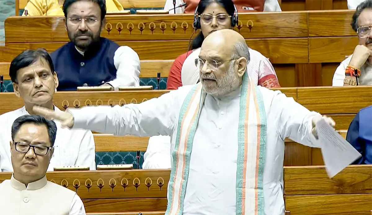 Amit Shah Critiques Rahul Gandhi for Supporting Naxalism