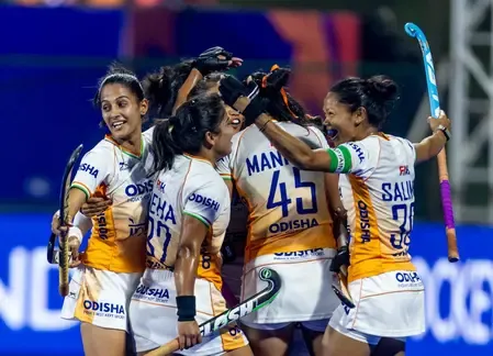 India's Women's Hockey Team Advances to Final by Defeating Italy 1-0
