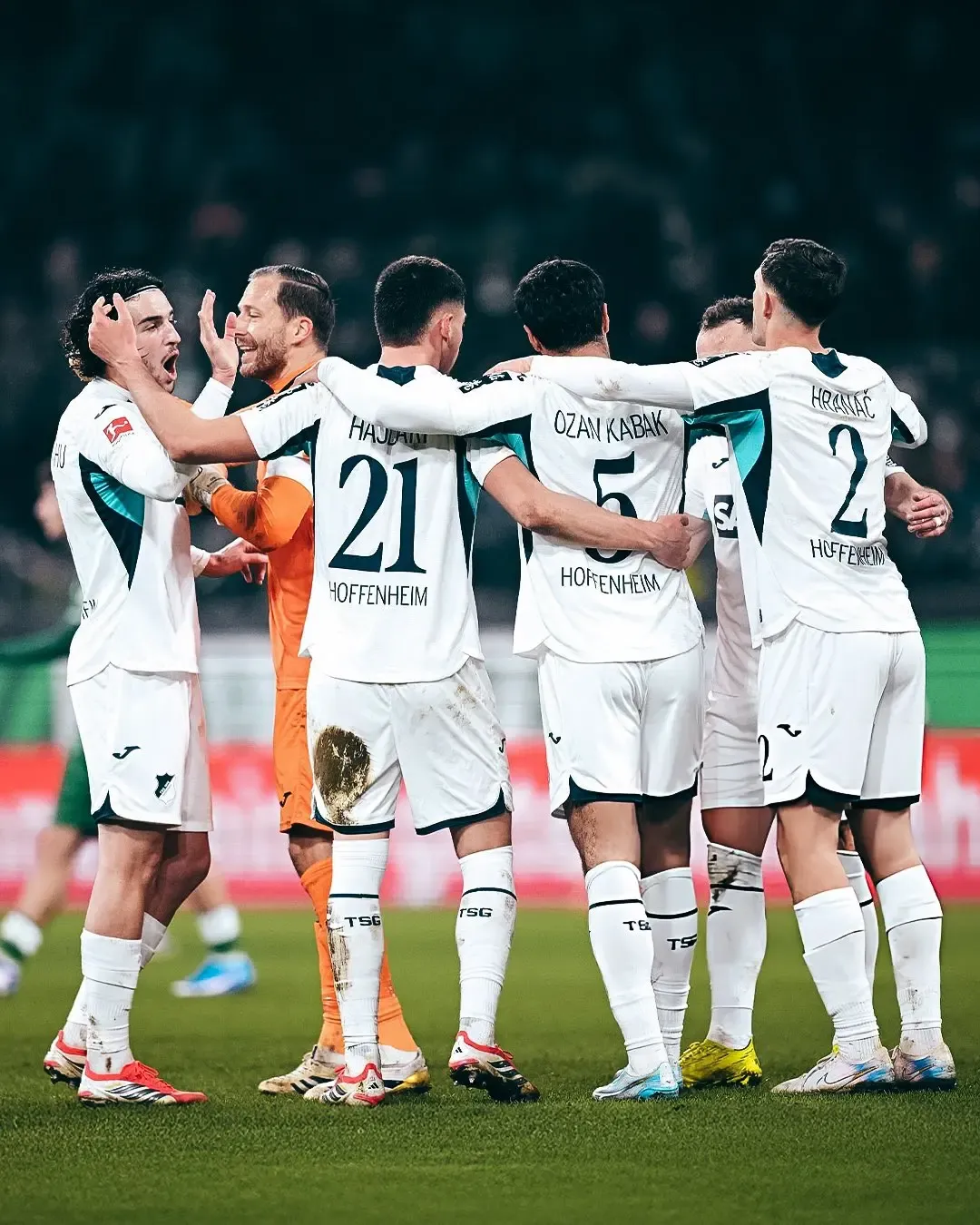 Can Hoffenheim Keep Their Perfect Start in 2026 Despite Red Card in Bremen?