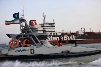 Strait of Hormuz: A Major Focus as US Issues Warnings to Iran