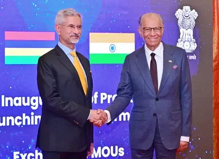 होर्मुज संकट के बीच 9वें हिंद महासागर सम्मेलन में एस जयशंकर ने एकजुटता के साथ सहयोग पर दिया जोर