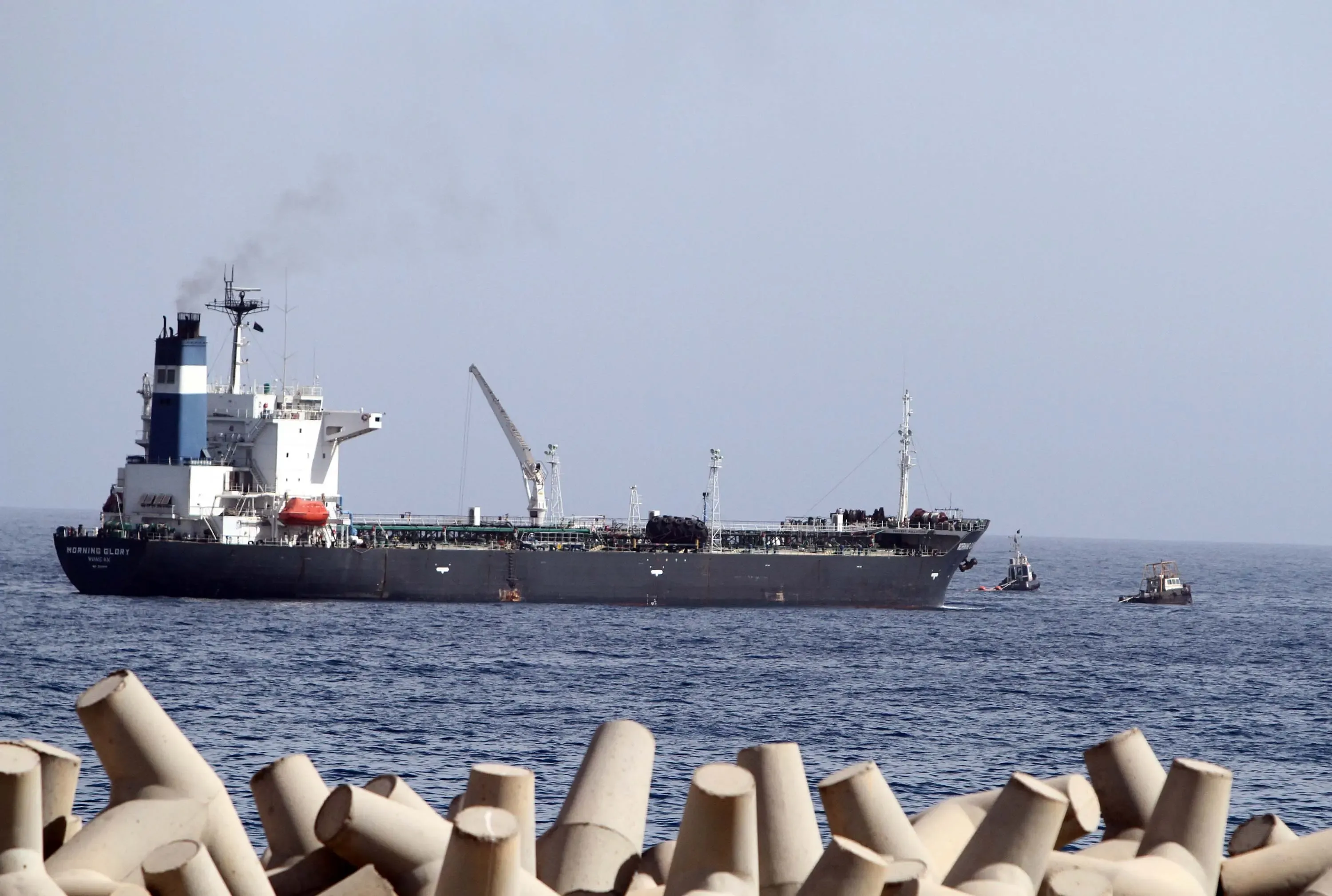 जापान का 30 दिन का तेल भंडार: होर्मुज स्ट्रेट में तनाव के बीच महत्वपूर्ण कदम