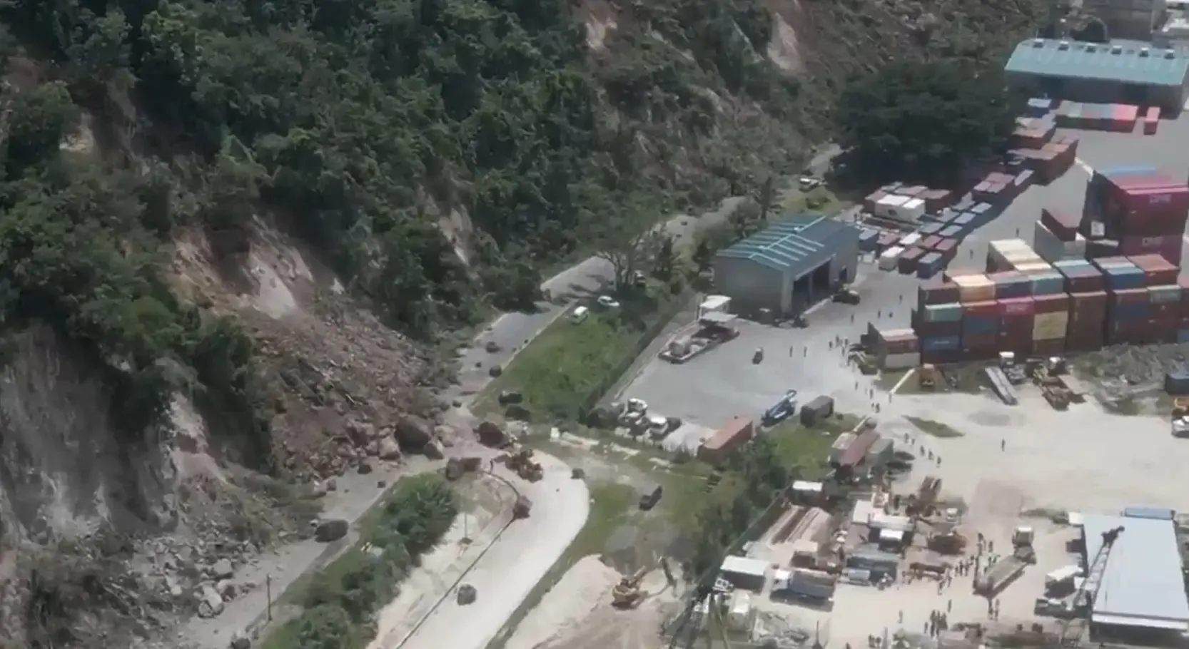 Vanuatu Seeks Global Aid as Hospitals Reach Full Capacity Following Major Earthquake