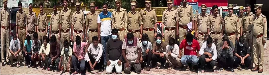 नोएडा: सनराइज होटल में जुए का भंडाफोड़, 20 गिरफ्तार; ₹1.62 लाख नकद, 22 मोबाइल और 8 वाहन जब्त