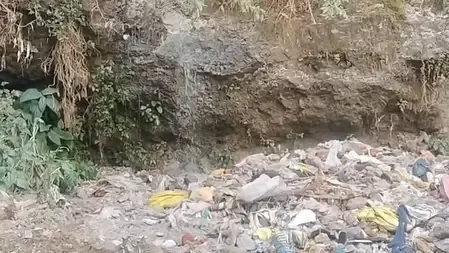 मसूरी जेपी बेंड में होटलों का सीवरेज सीधे नालों में, धोबी घाट जल स्रोत दूषित होने का खतरा