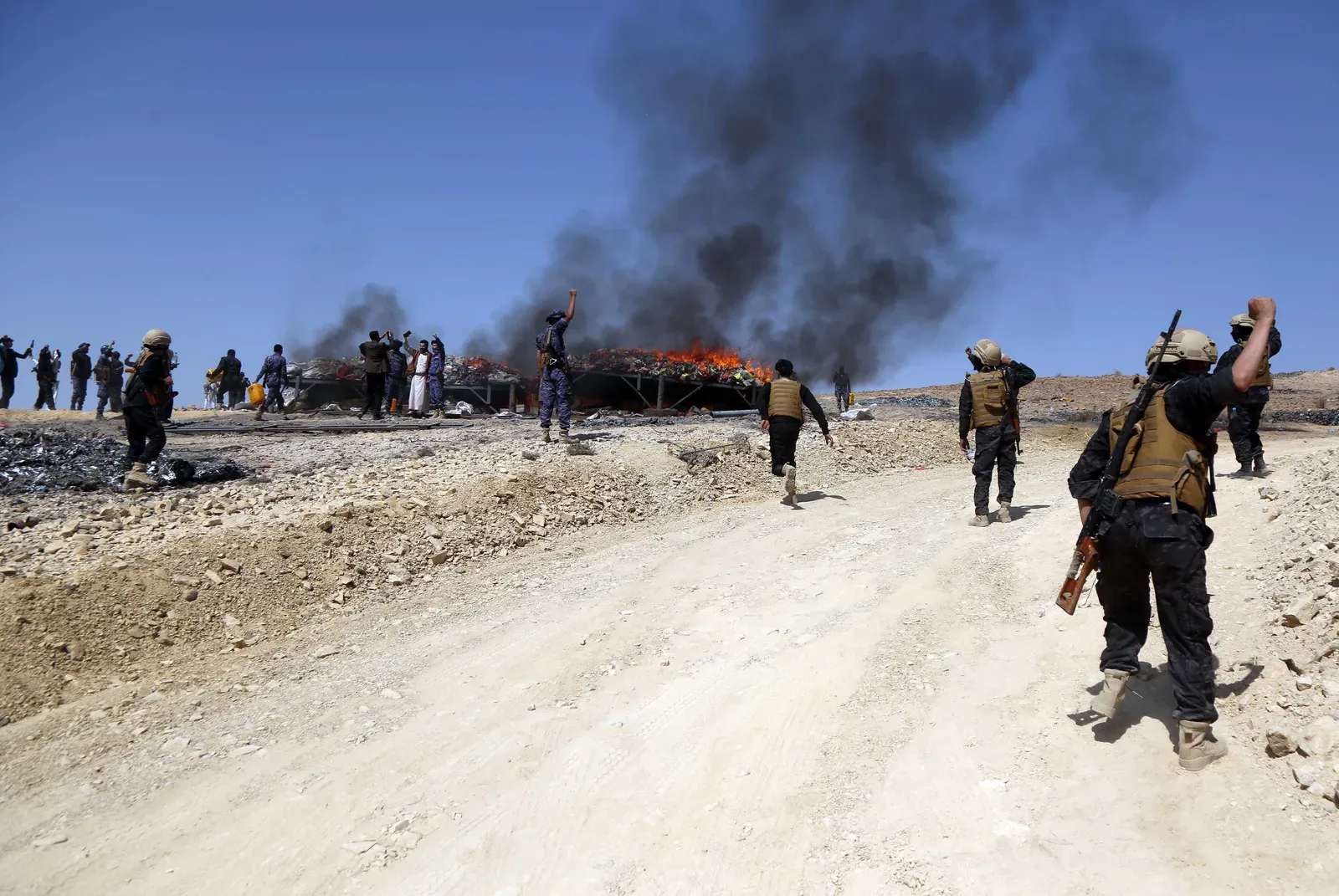 Houthis launch ballistic missiles, drones at Yemen govt forces in Marib, Hadramout