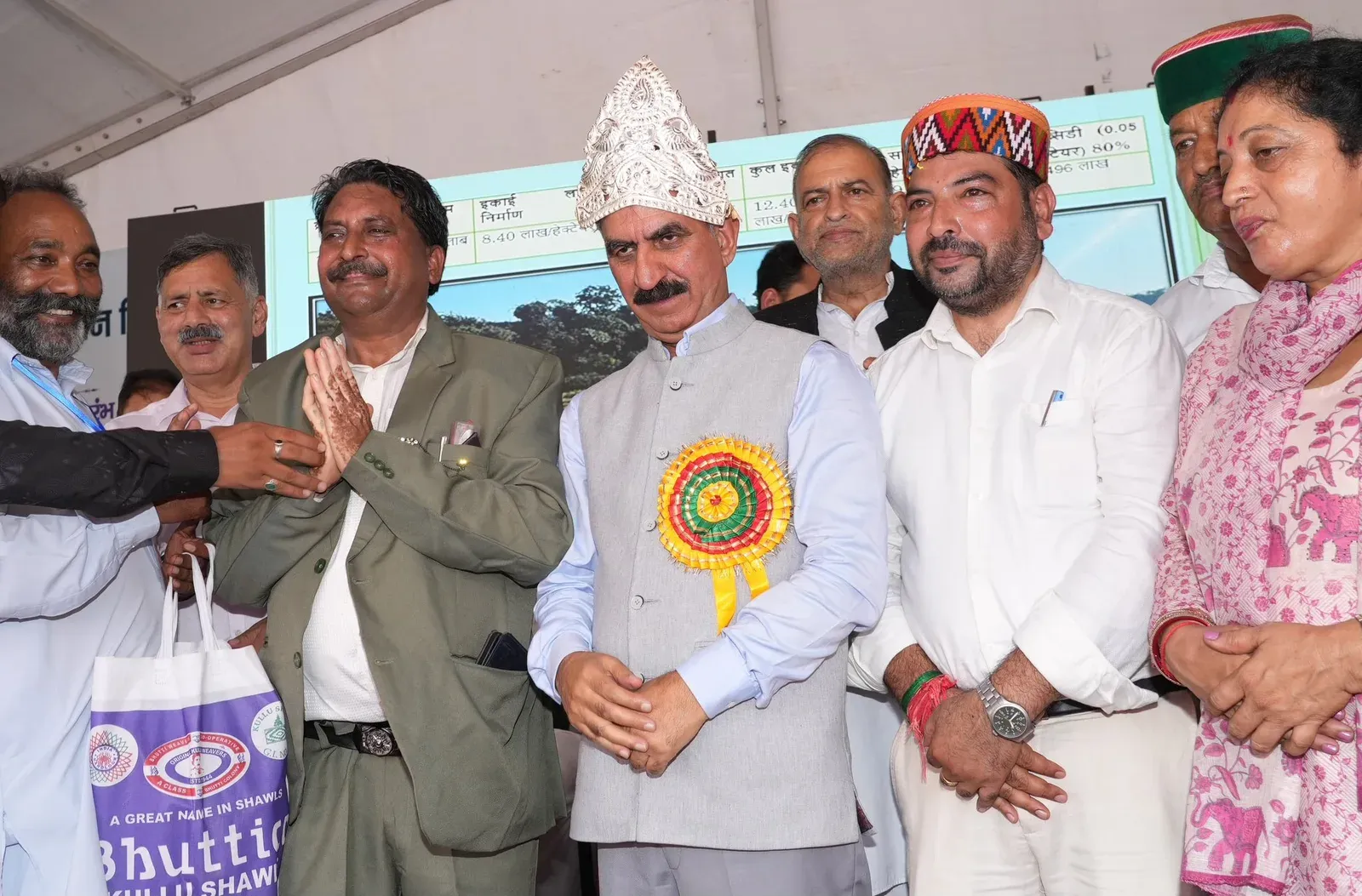 HP CM Office Announces Financial Aid Scheme for Fish Farmers