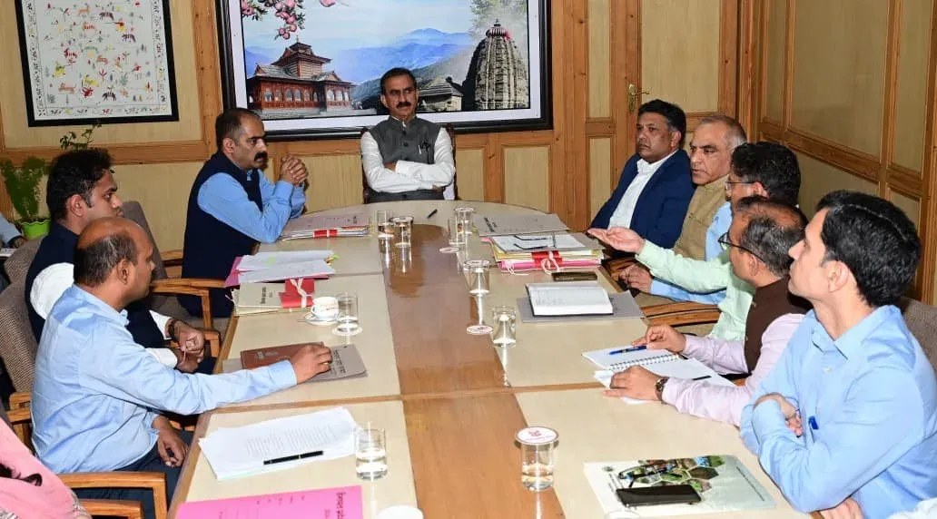 HP CM Office Chairs Meet on Land Diversion for 2,183 Roads