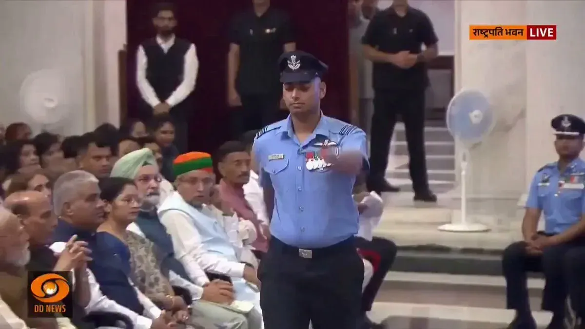 HP CM Office Congratulates Veer Chakra Awardee Flt Lt Arshveer Singh Thakur