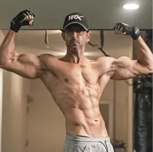Hrithik flaunts strong physique: This year I’m going for the real thing