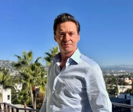 Hugh Jackman recalls mishap onstage after drinking too much water