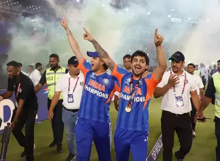 'हमने पूरे दिल से खेला,' वर्ल्ड कप खिताब जीतने के बाद ईशान-अभिषेक ने टीम के हौसले को सराहा