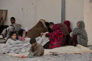 Thousands of Afghan Refugees Risk Forced Deportation from Pakistan and Iran