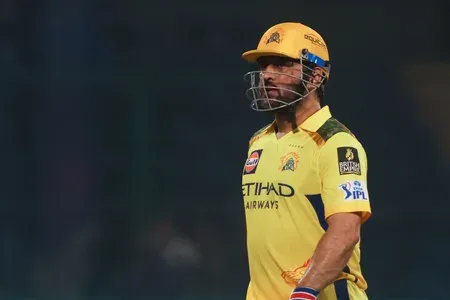Gavaskar doubts Dhoni's CSK return vs SRH: 'A gamble at this stage'