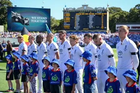 Why does Swepson think it’s a mistake not to field spinners in the SCG Test?