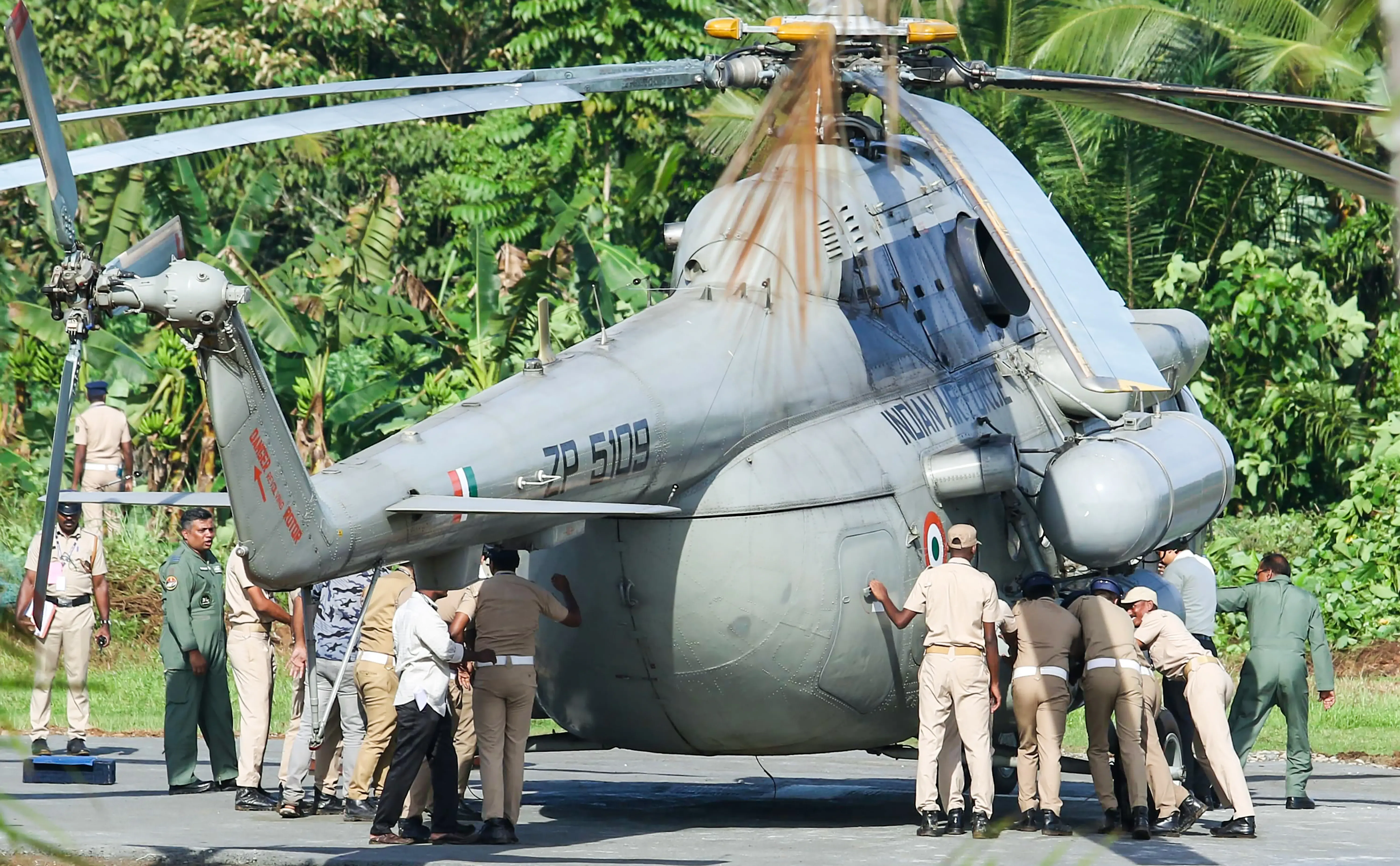Did IAF Chopper Carrying Prez Murmu Get Stuck in Wet Helipad?
