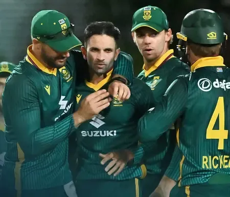 आईसीसी वनडे रैंकिंग : केशव महाराज बने नंबर वन गेंदबाज